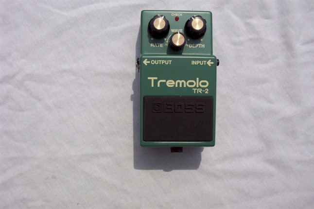 TR-2 Tremolo Picture